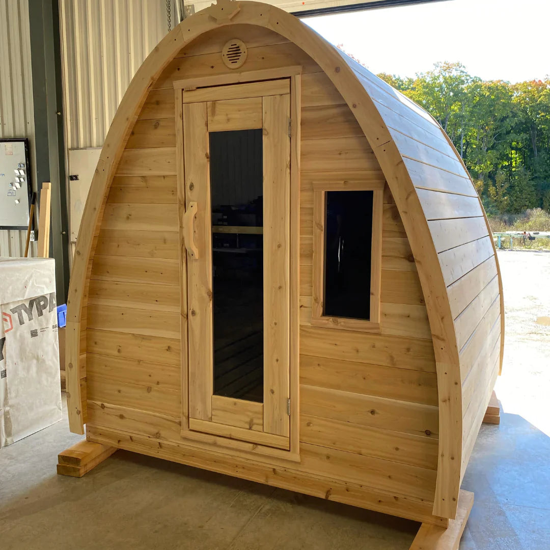 True North Large Pod Outdoor Sauna - Red Cedar, White Cedar, Pine Wood